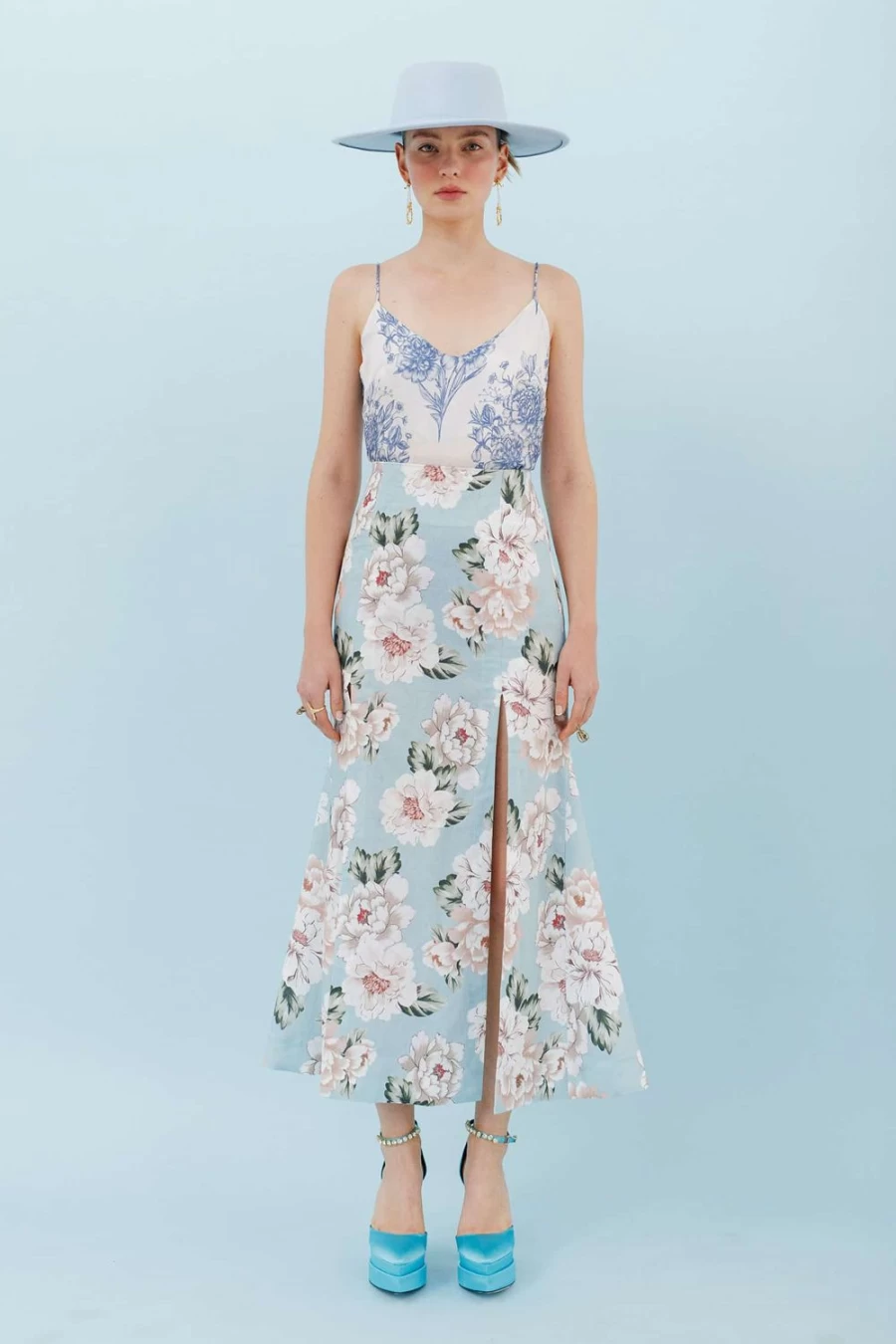 Isla & White Juana Women's Collection - Stylish & Comfortable Apparel