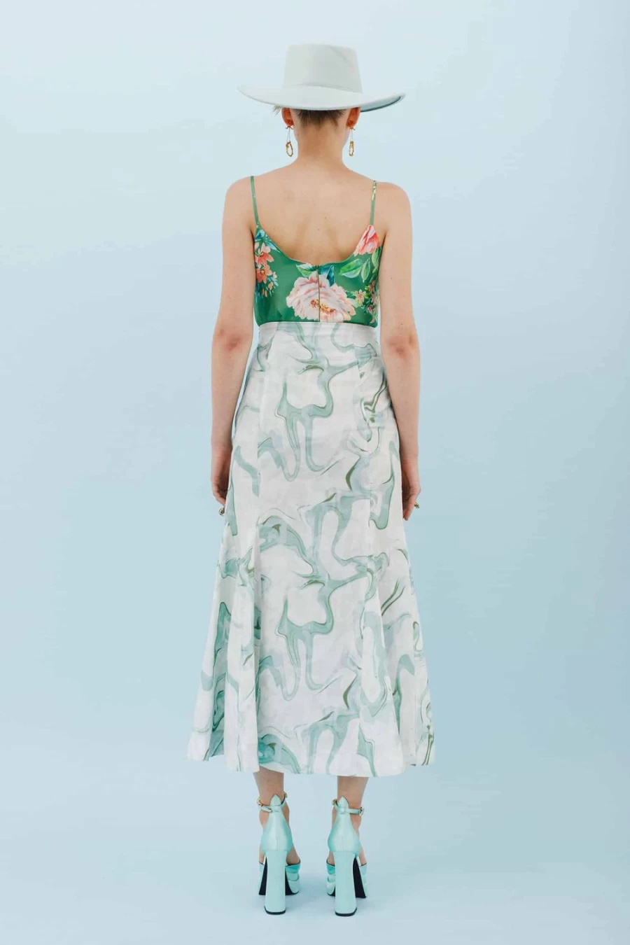 Isla & White Women's Juana - Stylish and Comfortable Design for Everyday Wear