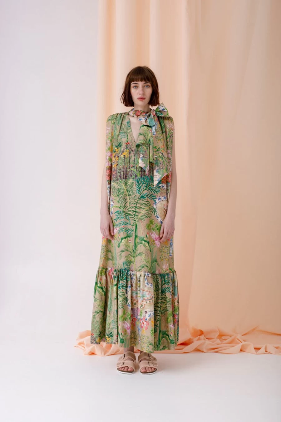 Isla & White Women's Narin Dress - Elegant & Stylish Feminine Apparel