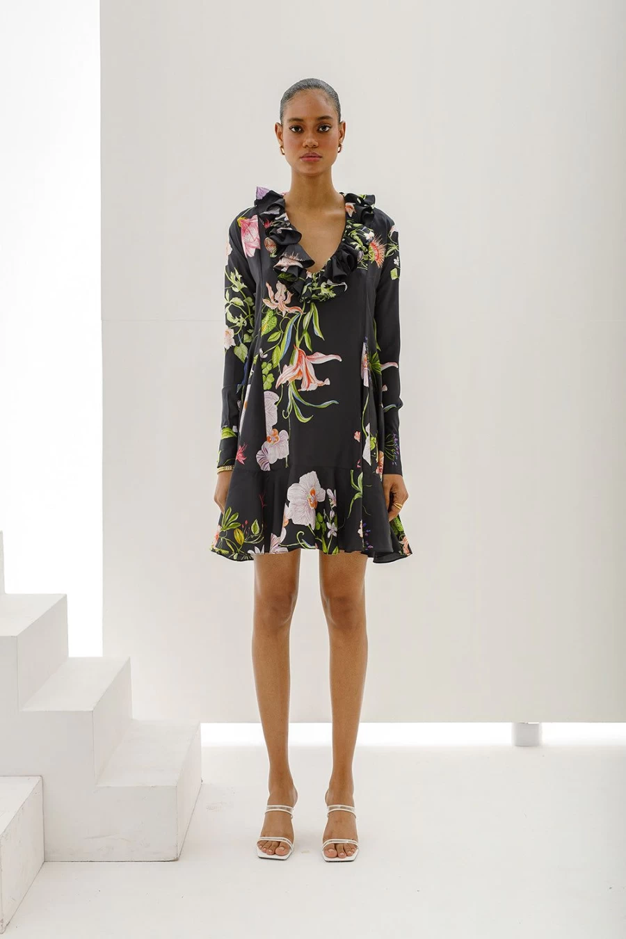 Isla & White Women's Cue Dress - Elegant & Stylish Floral Summer Dress