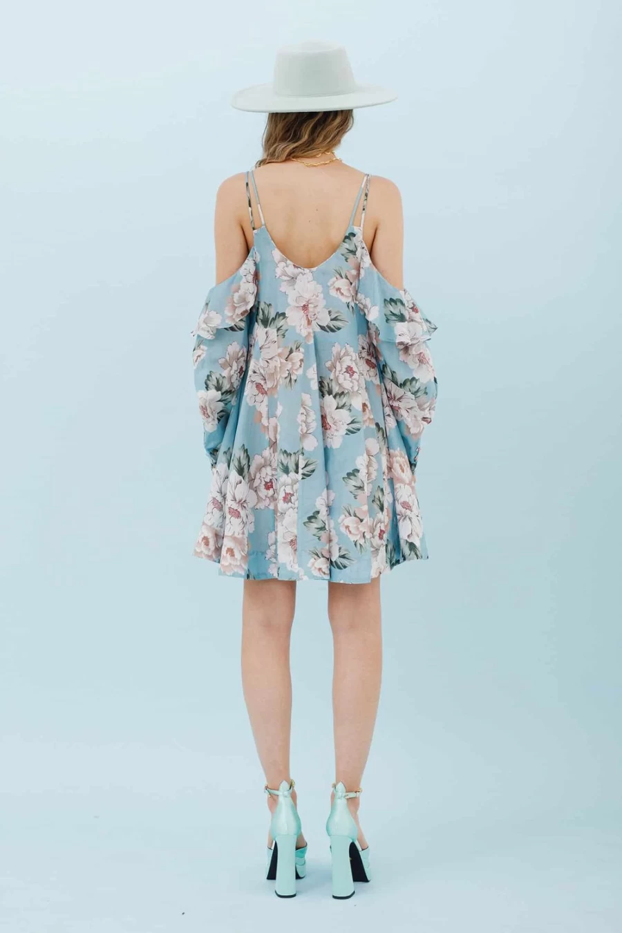 "Isla & White Marge Women's Fashion Collection"