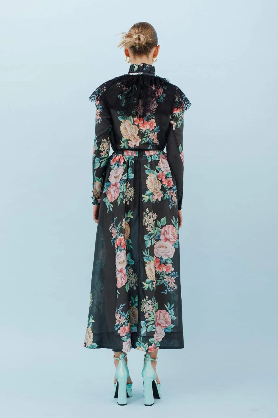Isla & White Delmira Women's Fashion Collection - Stylish & Elegant Apparel