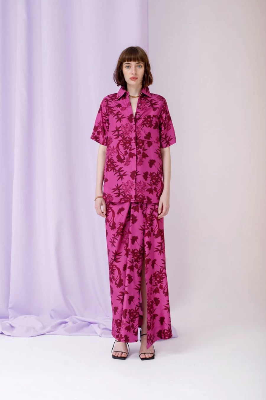 "Isla & White Women's Hakan Shirt: Stylish & Comfortable Blouse for Everyday Wear"